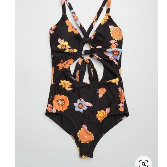 ModCloth sophia one piece black retro swimsuit - Picture 2 of 13